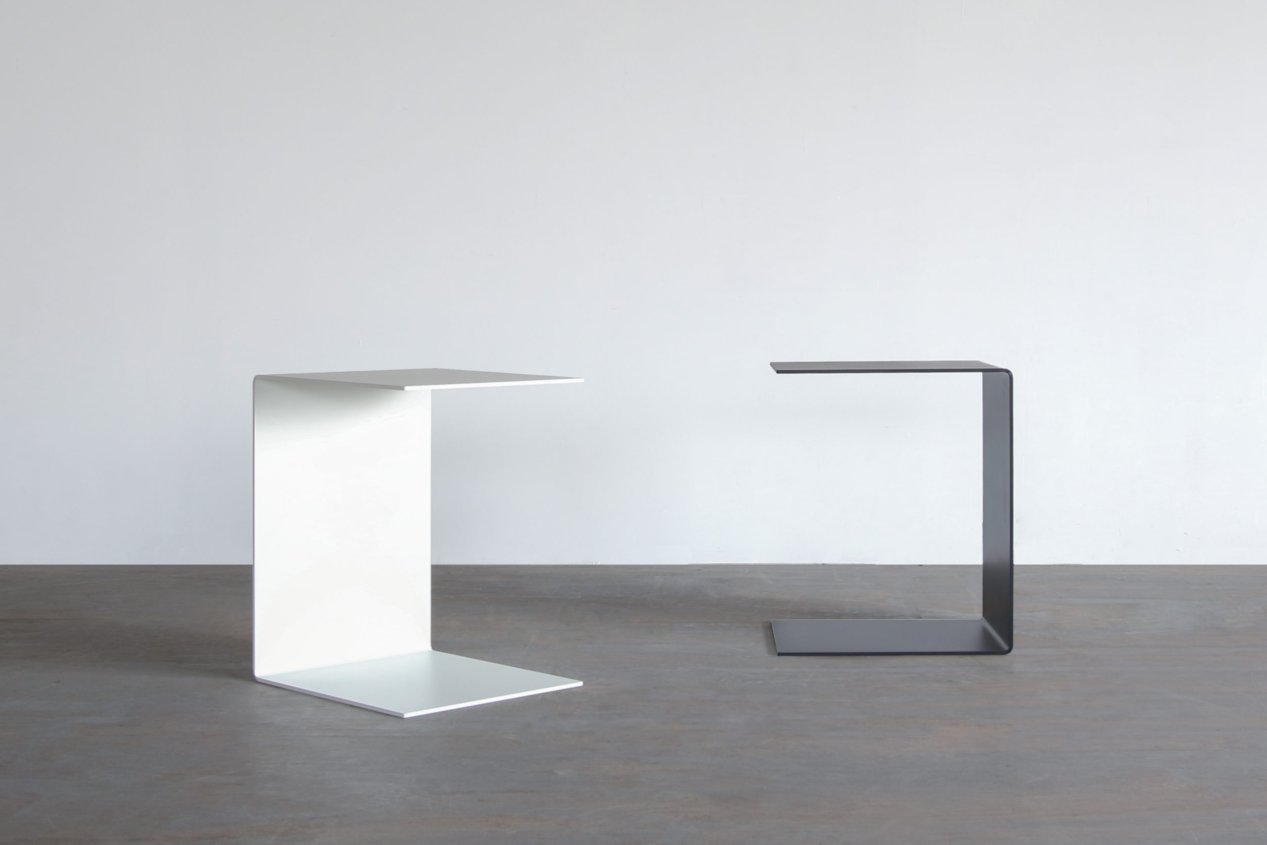 steel.1_side_table